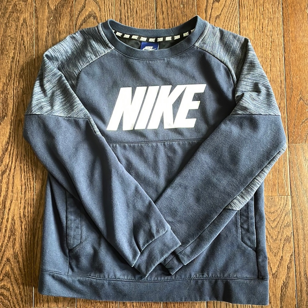 Nike navy blue sweatshirt size boys large